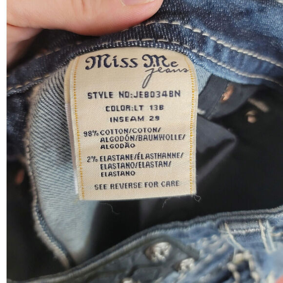 MISS ME BOOT CUT JEANS W EMBROIDERED POCKETS, SZ 30x29 inseam - Picture 12 of 16